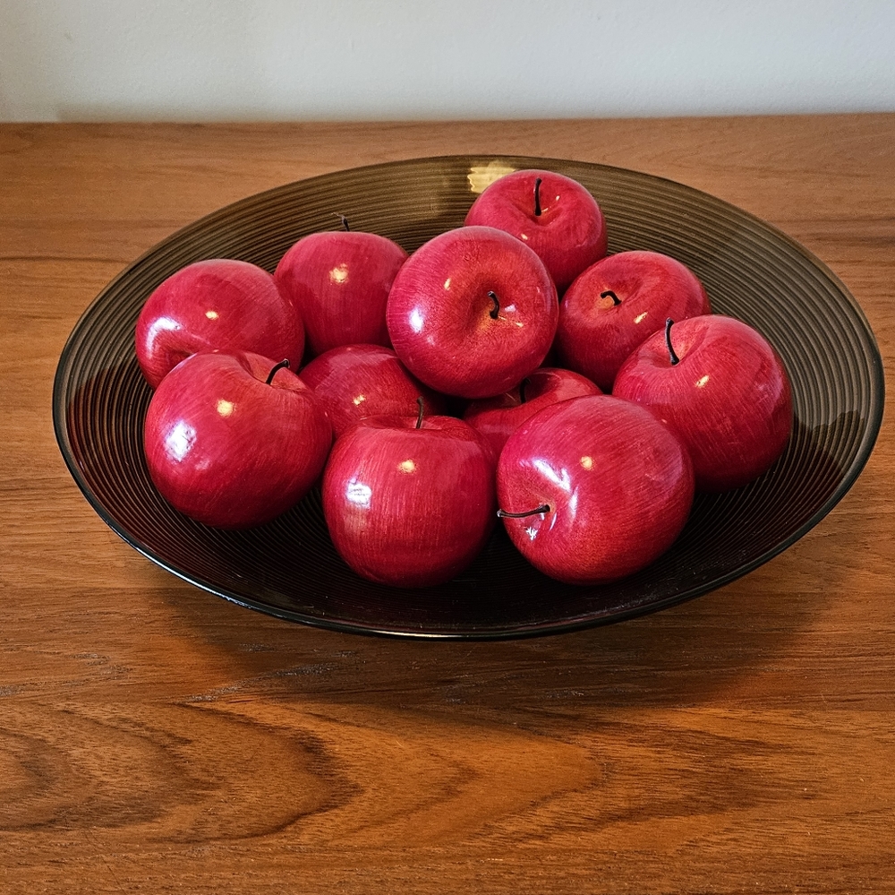 Large Glass Green Textured Bowl with 12 Artificial Red Apples, EUC